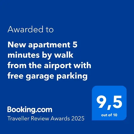 New Air-conditioned 5 Minutes By Walk From The Airport With Free Garage Parking Apartament Bratysława